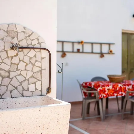 Casa Lu Mare E Lu Ientu Vakantiehuis Casamassella