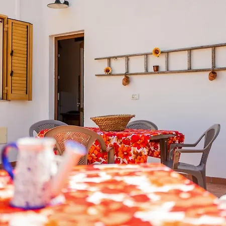 Сasa de vacaciones Casa Lu Mare E Lu Ientu Casamassella