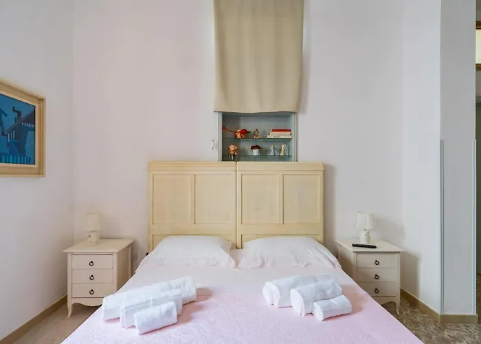 別荘 Casa Lu Mare E Lu Ientu